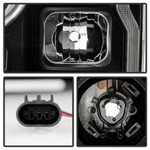 Load image into Gallery viewer, Spyder Signature 20-22 Ford F250/F350 (Halogen) Proj. Headlights - Black (PRO-YD-FS20HALSI-SEQ-BK)