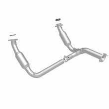 Load image into Gallery viewer, MagnaFlow Conv DF 07-09 Chevy/GMC Silverado/Suburban/Sierra/Tahoe/Yukon