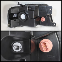 Load image into Gallery viewer, xTune Ford F150 04-08 Amber Crystal Headlights Chrome HD-JH-FF15004-AM-C