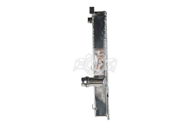 CSF 99-06 BMW 323i / 99-05 BMW 325i / 99-06 BMW 328i / 99-05 BMW 330i / 03-05 BMW Z4 Radiator